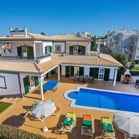 Villa Isa By Villa Plus Villa